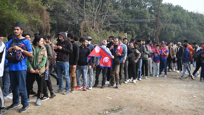 सबै टिकट सकिएकाे क्यानकाे घाेषणा, घरबाटै क्रिकेट हेरिदिन आग्रह (तस्वीरहरू)
